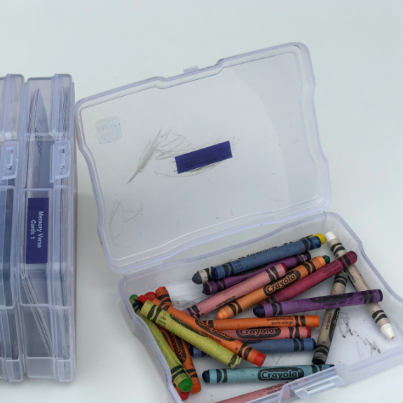 12 Genuine CRAYOLA crayon marker Plastic Box Container Storage Caddy Case  lot