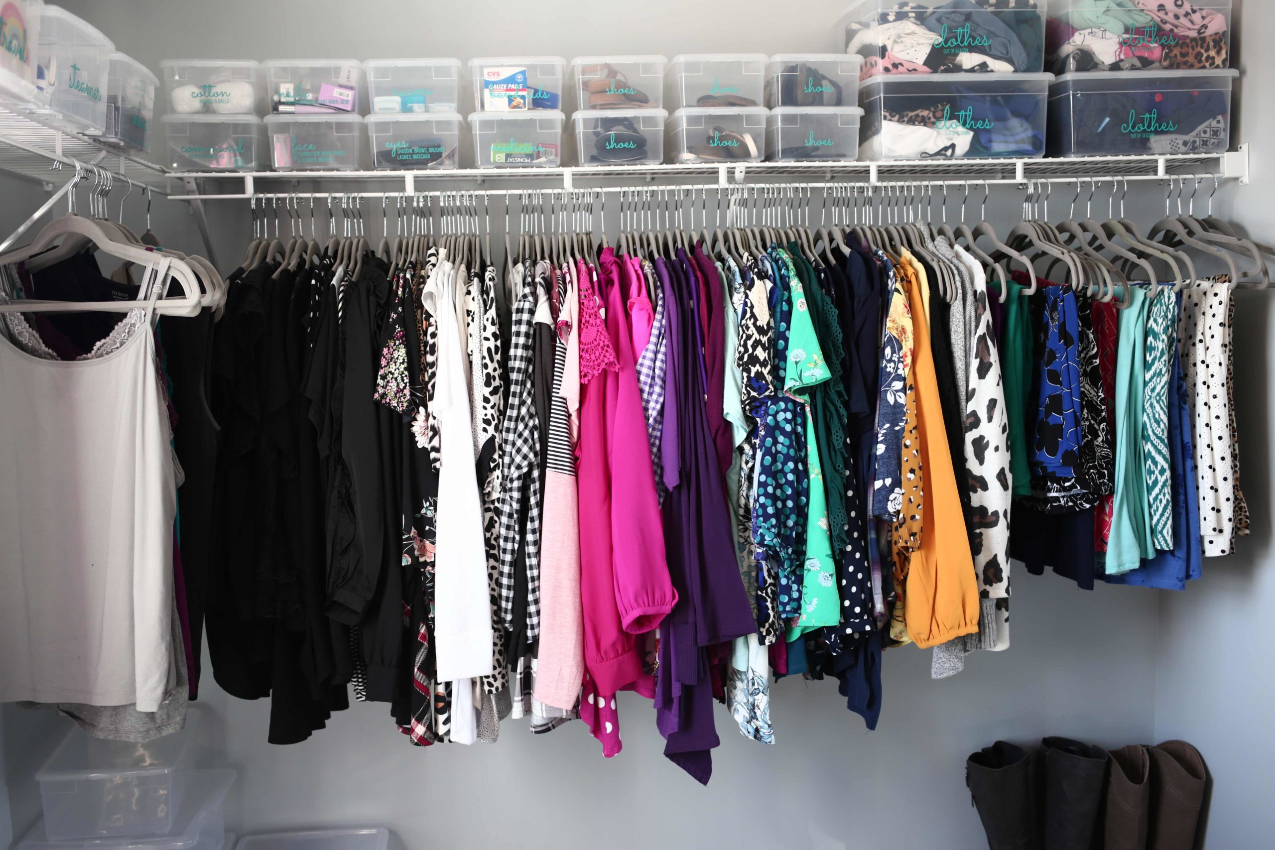 Best Closet Systems for Organizing Your Clothing